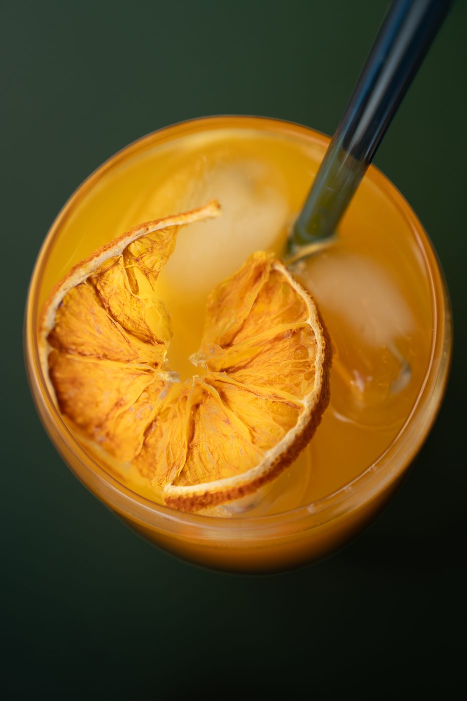 Boisson signature aux agrumes servie au Concept Café Chartres